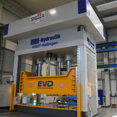 Hydraulic presses for sheet metal applications
